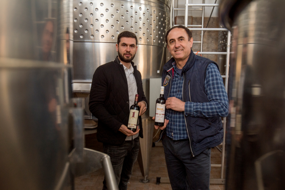 Пето поколение производители на вино в изба "Кьосев"